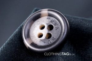 clothing-buttons-1206