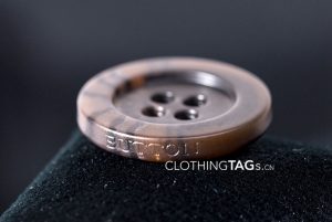 clothing-buttons-1214