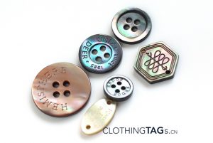clothing-buttons-1326