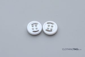 clothing-buttons-1826