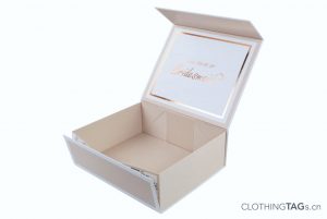 Folding Gift Boxes-824
