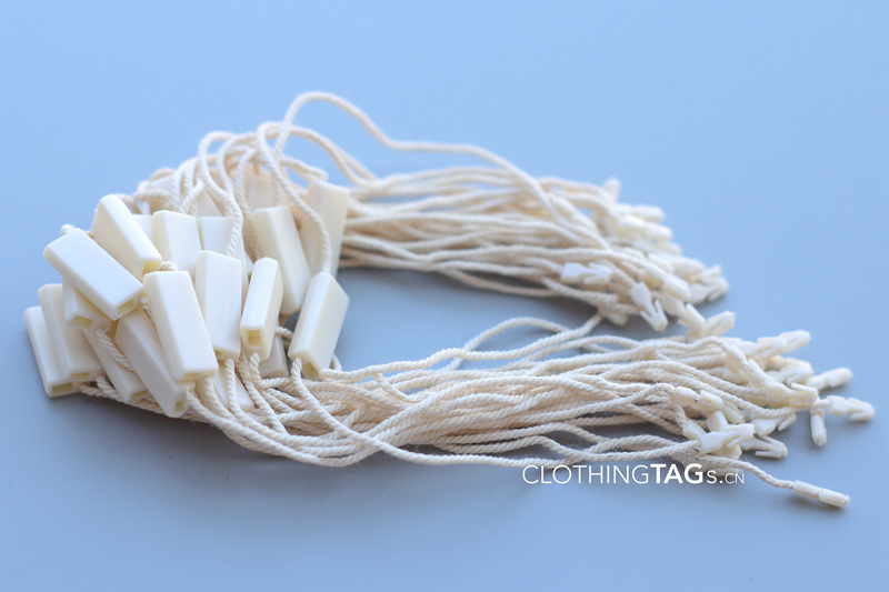 White Hang Tag Polyester String with Plastic Double Plug Square Buckle 