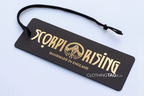 black hang tags 2048